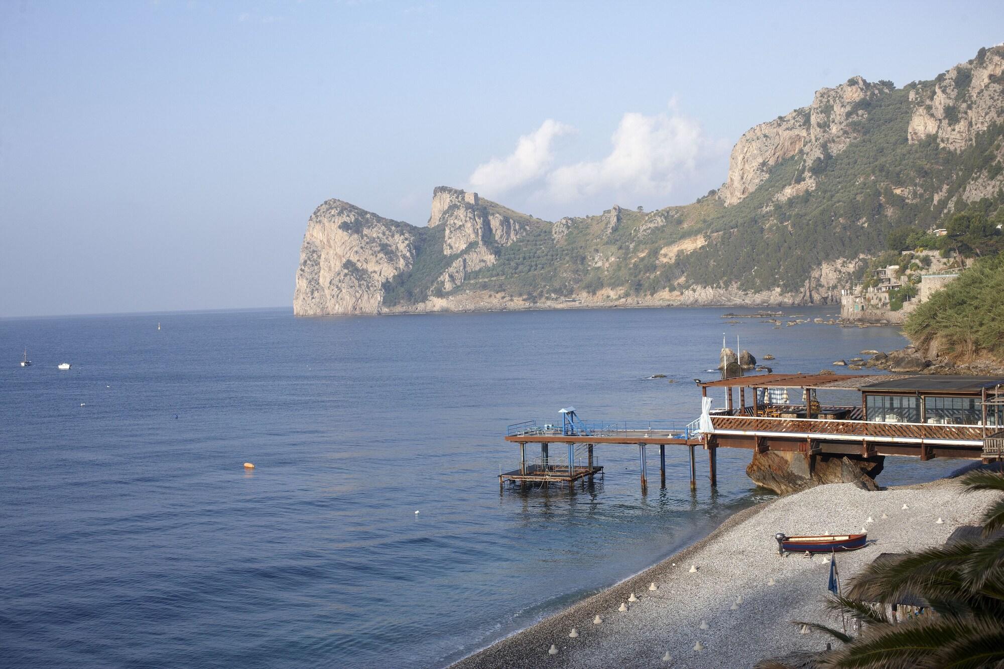 Taverna Del Capitano Marina del Cantone Exteriör bild